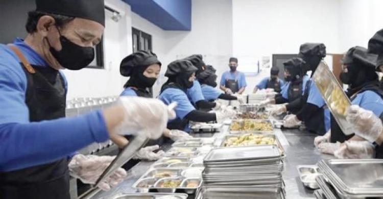 Pedoman Kerja Tim Dapur Sehat untuk Operasional MBG yang Efisien