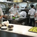 Cara Merawat Meja Kerja Tingkat agar Awet dan Tetap Bersih