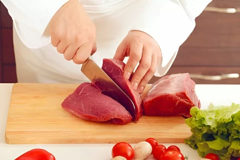 Cara Mengolah Daging Kurban Efisien Agar Lebih Praktis dan Berkualitas