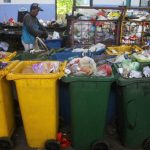 Cara Mendaur Ulang Botol Plastik Bekas